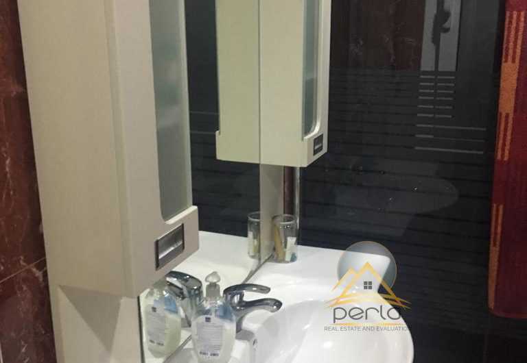 Jepet me qira apartament 3+1