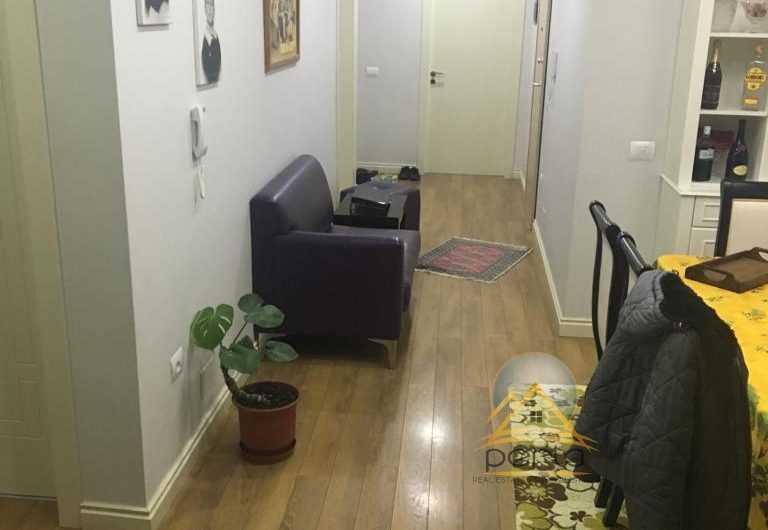 Jepet me qira apartament 3+1