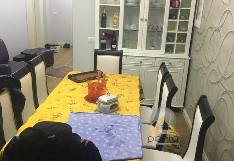 Jepet me qira apartament 3+1