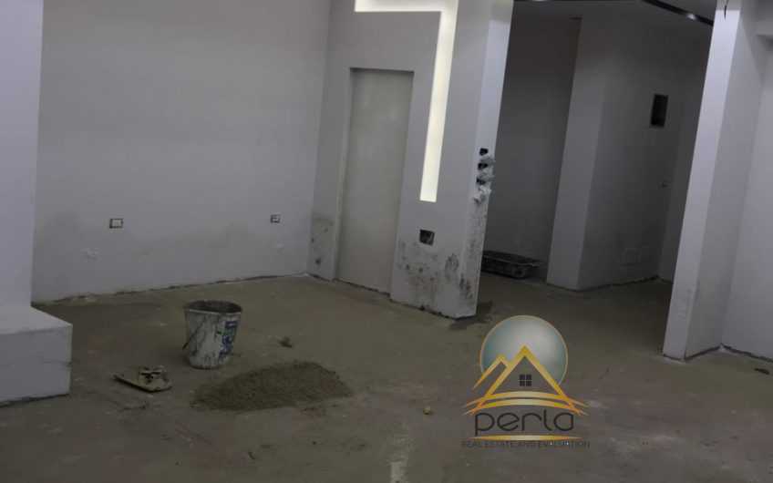 Shitet Apartament 2+1 tek Liqeni i Thate