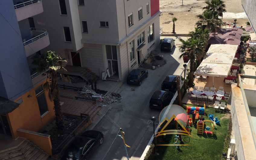 Shitet apartament 2+1, plazh, Durrës