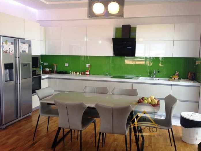 Jepet me qira super apartament 3+1, prane Kopshtit Zoologjik