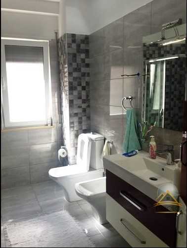 Jepet me qira super apartament 3+1, prane Kopshtit Zoologjik