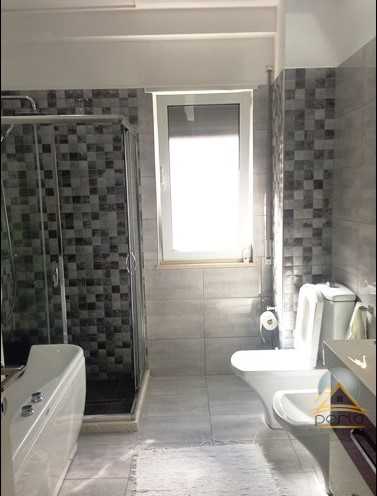 Jepet me qira super apartament 3+1, prane Kopshtit Zoologjik