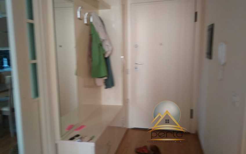 Shitet apartament i ri 2+1, prane stadiumit Elbasan Arena