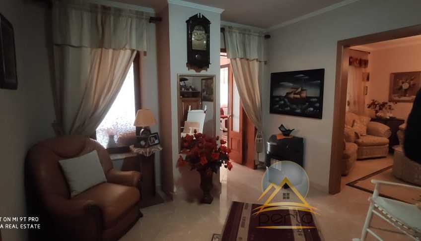 Shitet apartament 3+1, prane Tregut Elektrik