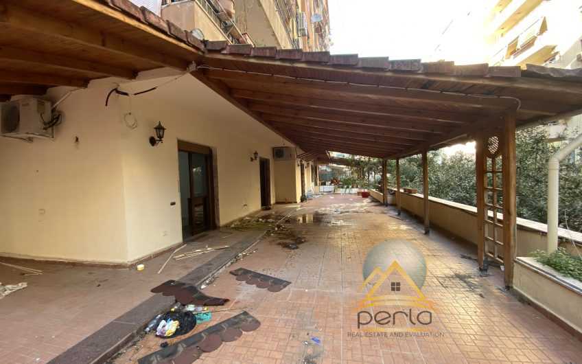 Shitet apartament 3+1 tek Lulishtja tek Komuna Parisit