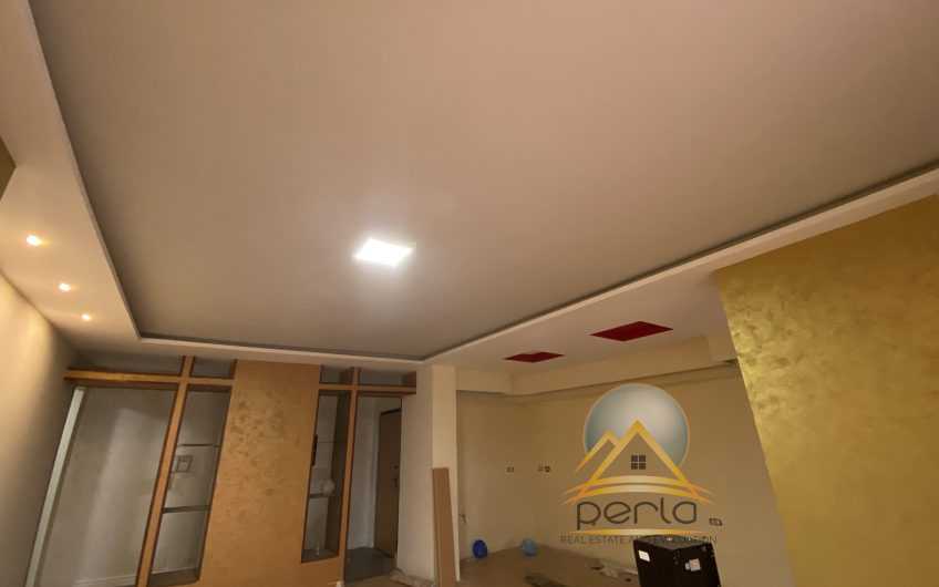 Jepet apartament 3+1 me qira tek Komuna Parisit