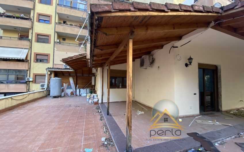 Jepet apartament 3+1 me qira tek Komuna Parisit