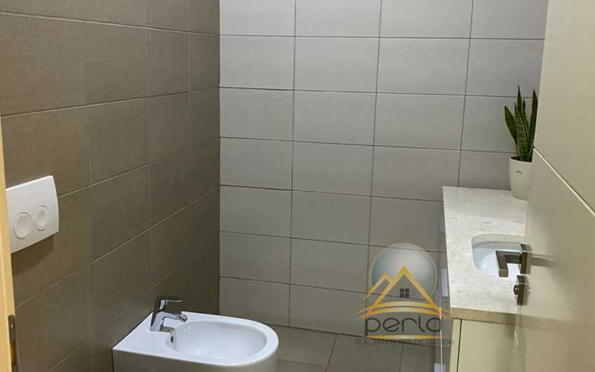 SHITEN ZYRA LUKSOZE, NE NJE REZIDENCE PRETIGJOZE, NE TIRANE!