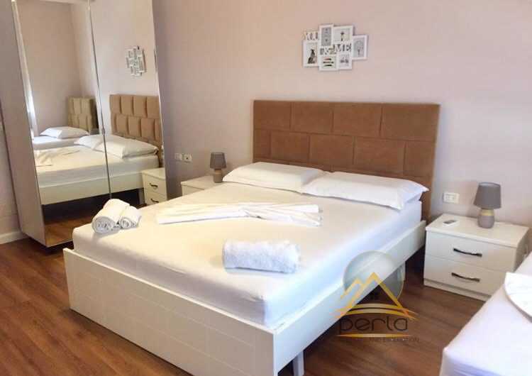 Super apartament me qira ditore
