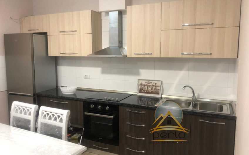 JEPET ME QIRA SHTEPI PRIVATE 2+1+ 1 PARKIM, SHKOZE