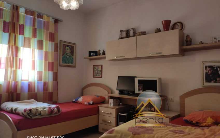 Shitet apartament 2+1, Kodra e Diellit, rr. “Bill Klinton”