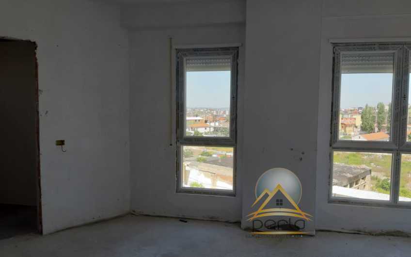 SHITET APARTAMENTI 2+1 TEK 5  MAJI, TIRANE
