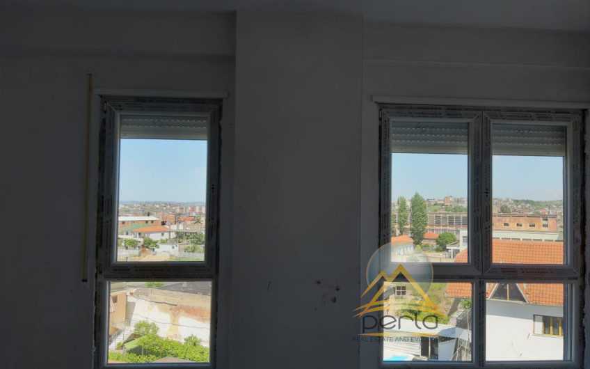 SHITET APARTAMENTI 2+1 TEK 5  MAJI, TIRANE
