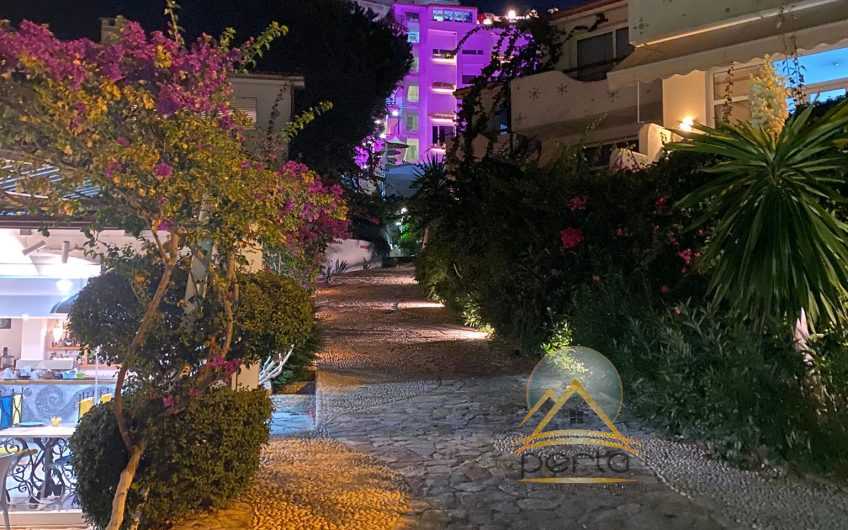 Shitet super apartament 1+1, kompleksi  “Bougainville Bay” Sarande