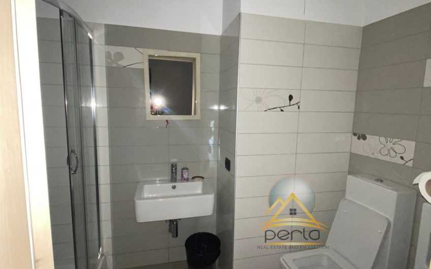 JEPET ME QERA AMBJENT KOMERCIAL+ VERAND, PRANE BLV. GJERGJ FISHTA