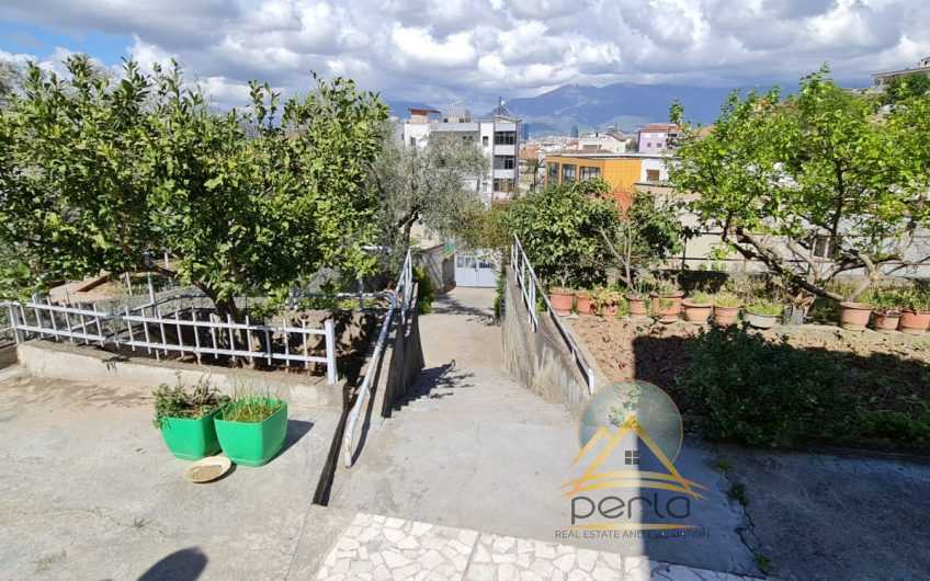 SHITET SHTEPI PRIVATE NE SELITE!