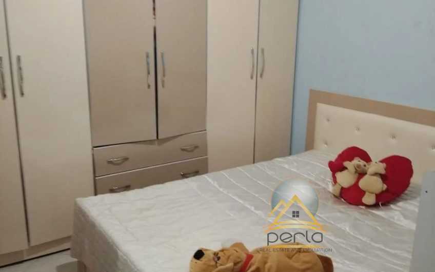 Shitet apartament 1+1 ne rrugen Jordan Misja