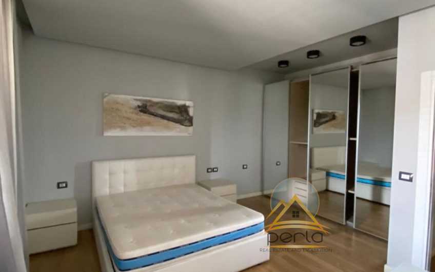 Jepet me qira apartament 2+1+2 tualete +1 verande tek Liqeni