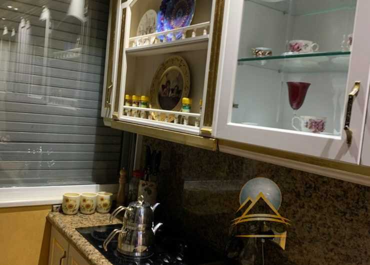 Shitet apartament 2+1 prane Ministrise se Kultures