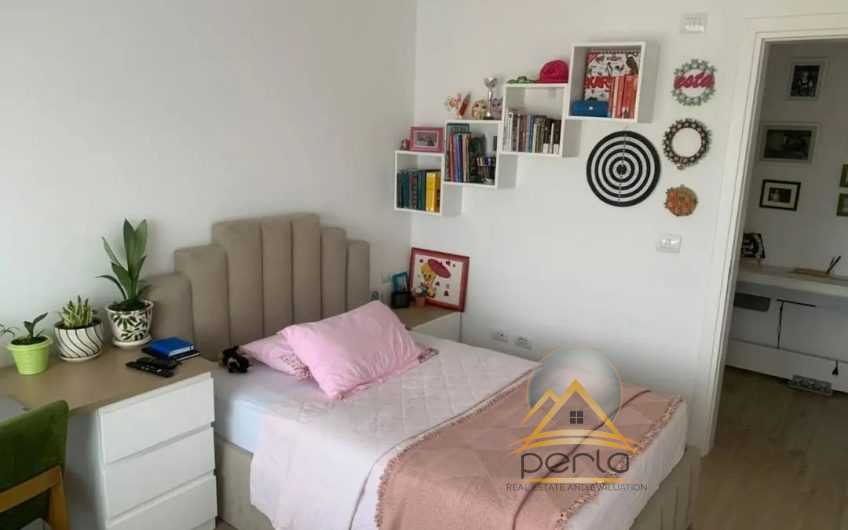 Shitet apartament 2+1 prane Maternitetit te Ri, ne Blv. “Bajram Curri”