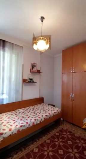 Shitet apartament 2+1+2 tualete ne Astir