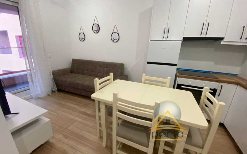 Jepet me qira apartament 1+1, tek Kompleksi Mangalem, Ali Demi