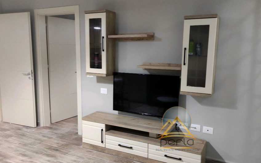 Jepet me qira apartament 1+1+ post parkimi tek ish Fusha e Aviacionit