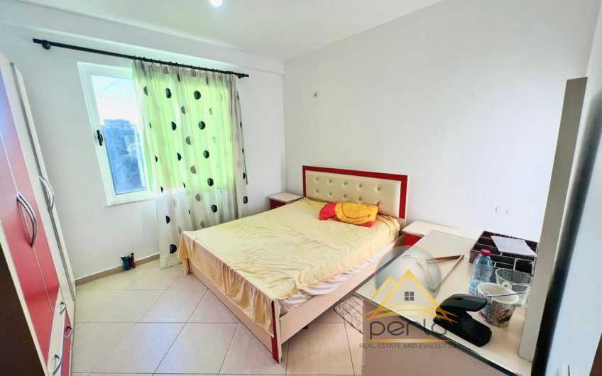 Jepet me qira apartament 1+1 tek ”Kodra e Diellit” prane “Eleonora”