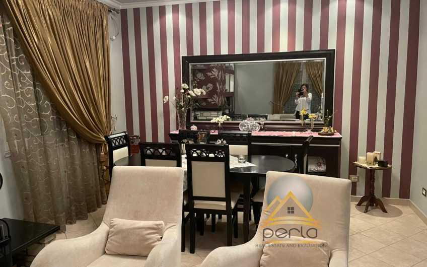 Jepet me qira kati 2 i nje vile ne Sauk