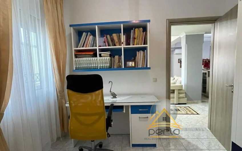 Shitet apartament 3+1+2 ne Sarande