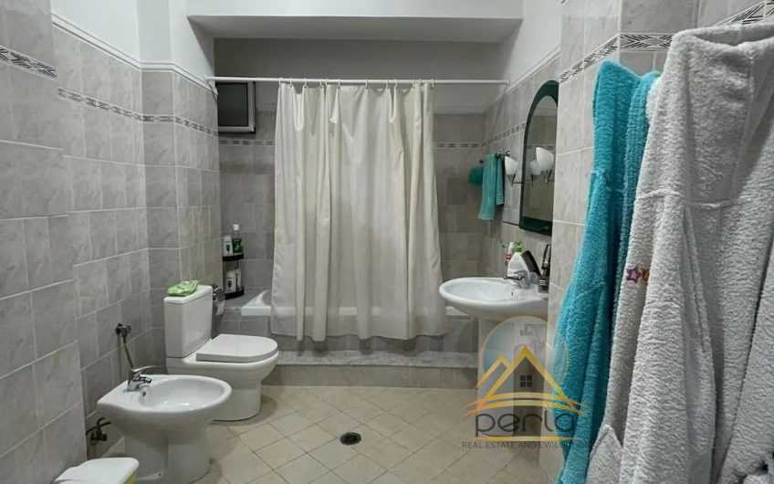 Shitet apartament 3+1+2 ne Sarande