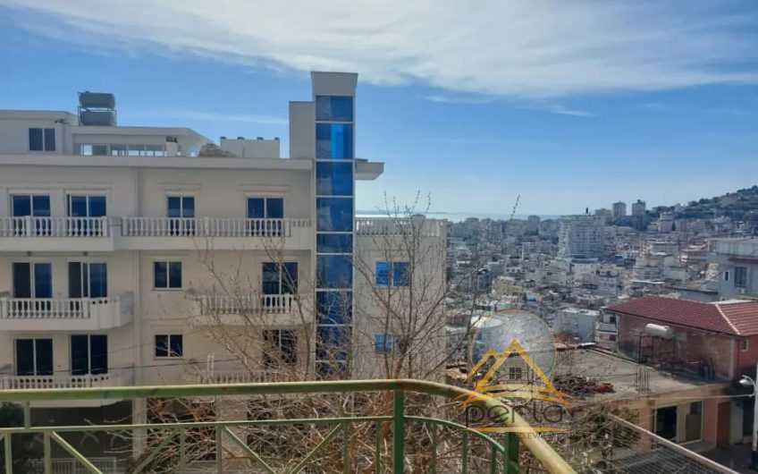 Shitet apartament 2+1 ne Sarande