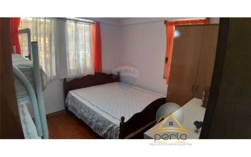 Shitet apartament 1+1 plus verande, Golem.