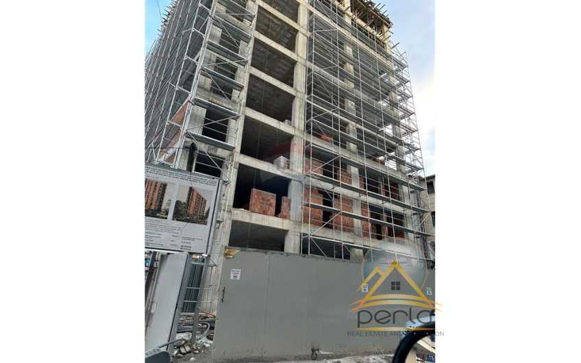 APARTAMENT 2+1+2 PER SHITJE RRUGA 5 MAJI