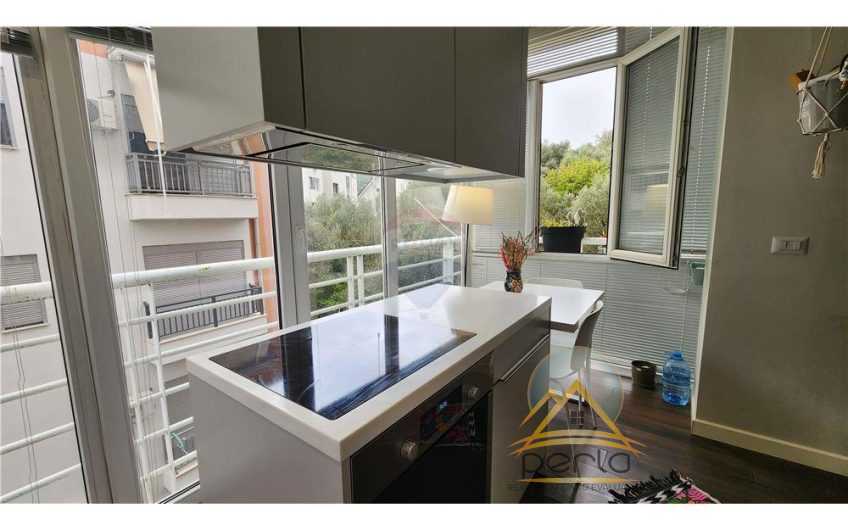 APARTAMENT 1+1 PER SHITJE TEK LIQENI I THATE