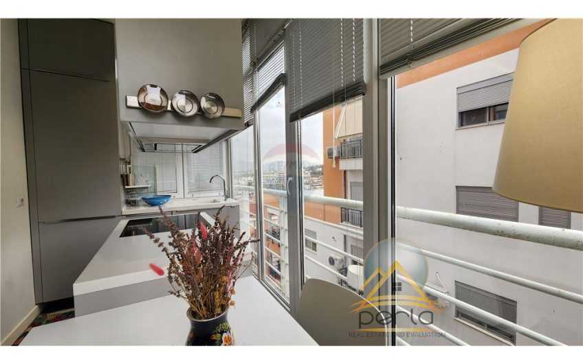 APARTAMENT 1+1 PER SHITJE TEK LIQENI I THATE