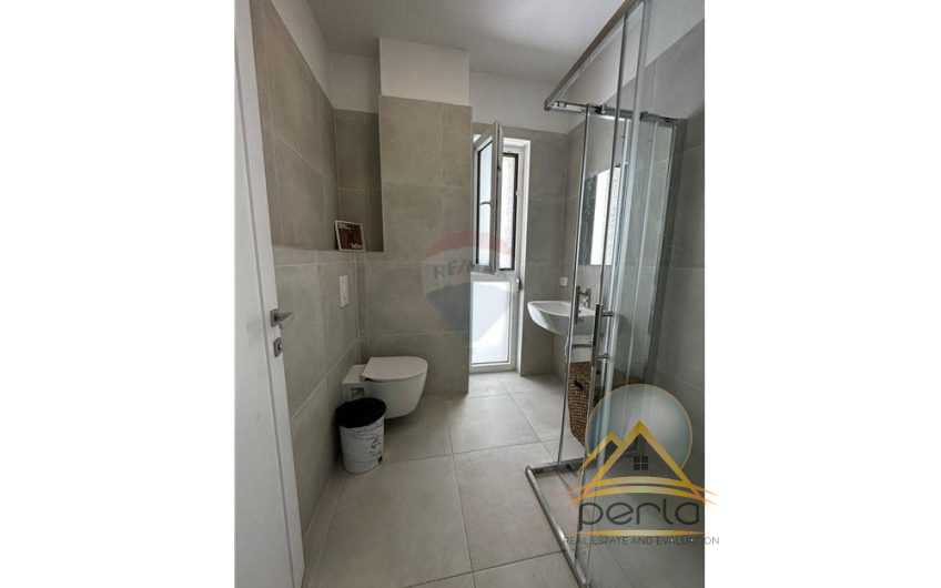 Shitet apartament 1+1 ne Rezidencen Park Life prane Vet Hospital