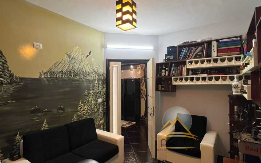 Jepet me qira apartament 3+1 prane Mullirit, Bulevardi Zogu I