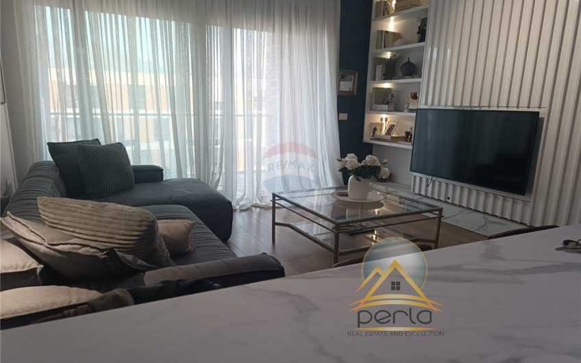 Shitet apartament 1+1 tek Fiori di Bosco