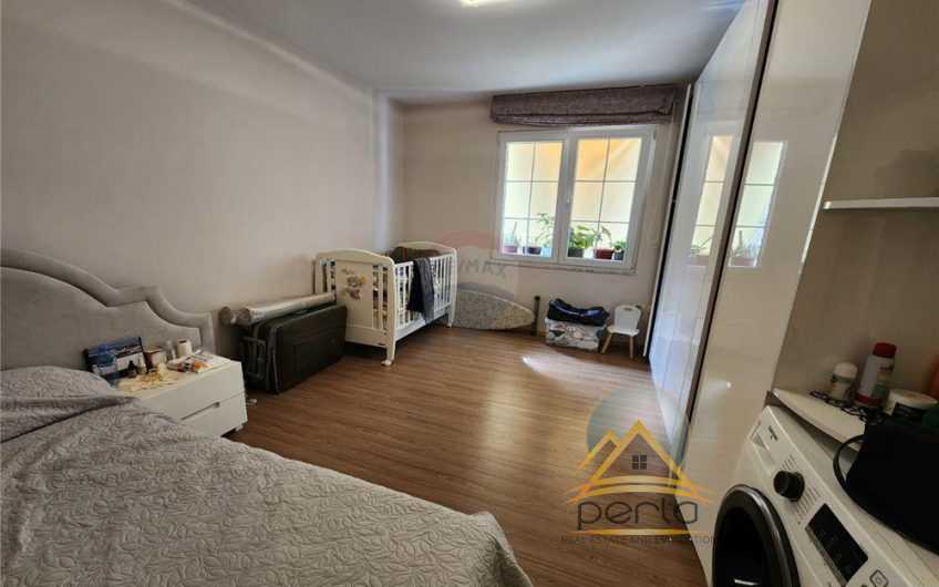 Apartamenti 1+1 ne shitje i mobiluar perballe Kompleksit Delijorgji
