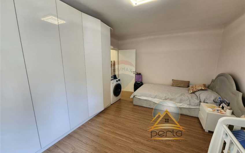 Apartamenti 1+1 ne shitje i mobiluar perballe Kompleksit Delijorgji