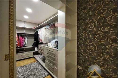 Jepet me qira apartament 2+1 ,perballe kompleksit Delijorgji
