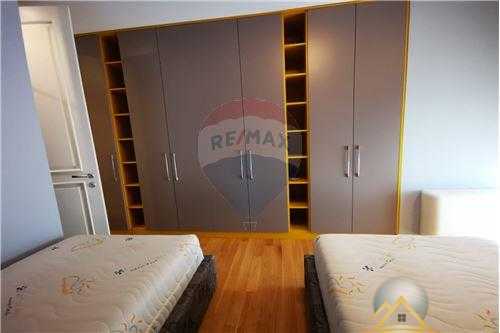 Jepet me qira apartament 2+1 ,perballe kompleksit Delijorgji