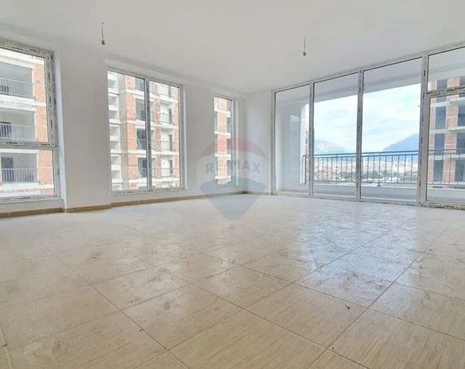 Shitet apartament 2+1 tek Jordan Misja
