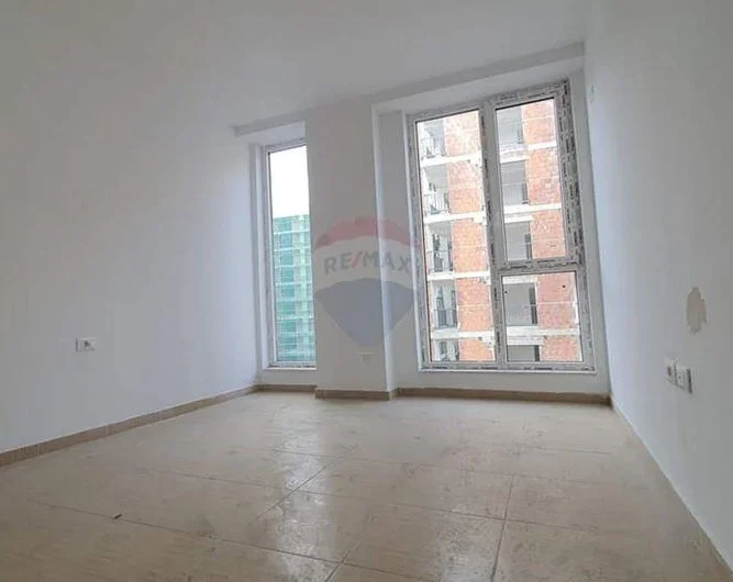 Shitet apartament 2+1 tek Jordan Misja