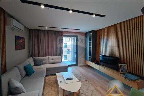 Shitet apartament 1+1 ne Don Bosko  ,Fiori Di Bosko