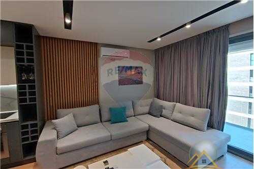Shitet apartament 1+1 ne Don Bosko  ,Fiori Di Bosko