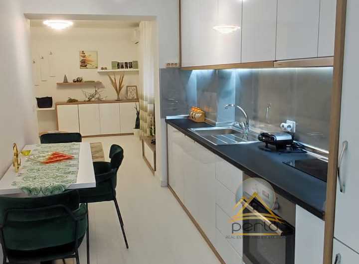 Jepet me qera apartament 1+1 pranë shkollës Kushtrimi i Lirisë, ne Ali Dem
